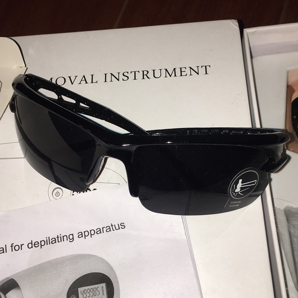 HAIR REMOVAL instrument - Picture 3 of 3